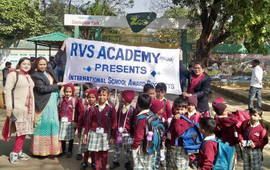 Pre Primary section of R.V.S Academy visits Tata Steel Zoological Park.